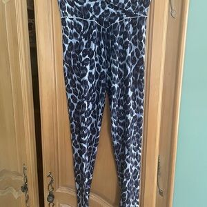 Aerie Blue and White Patterned Leggings